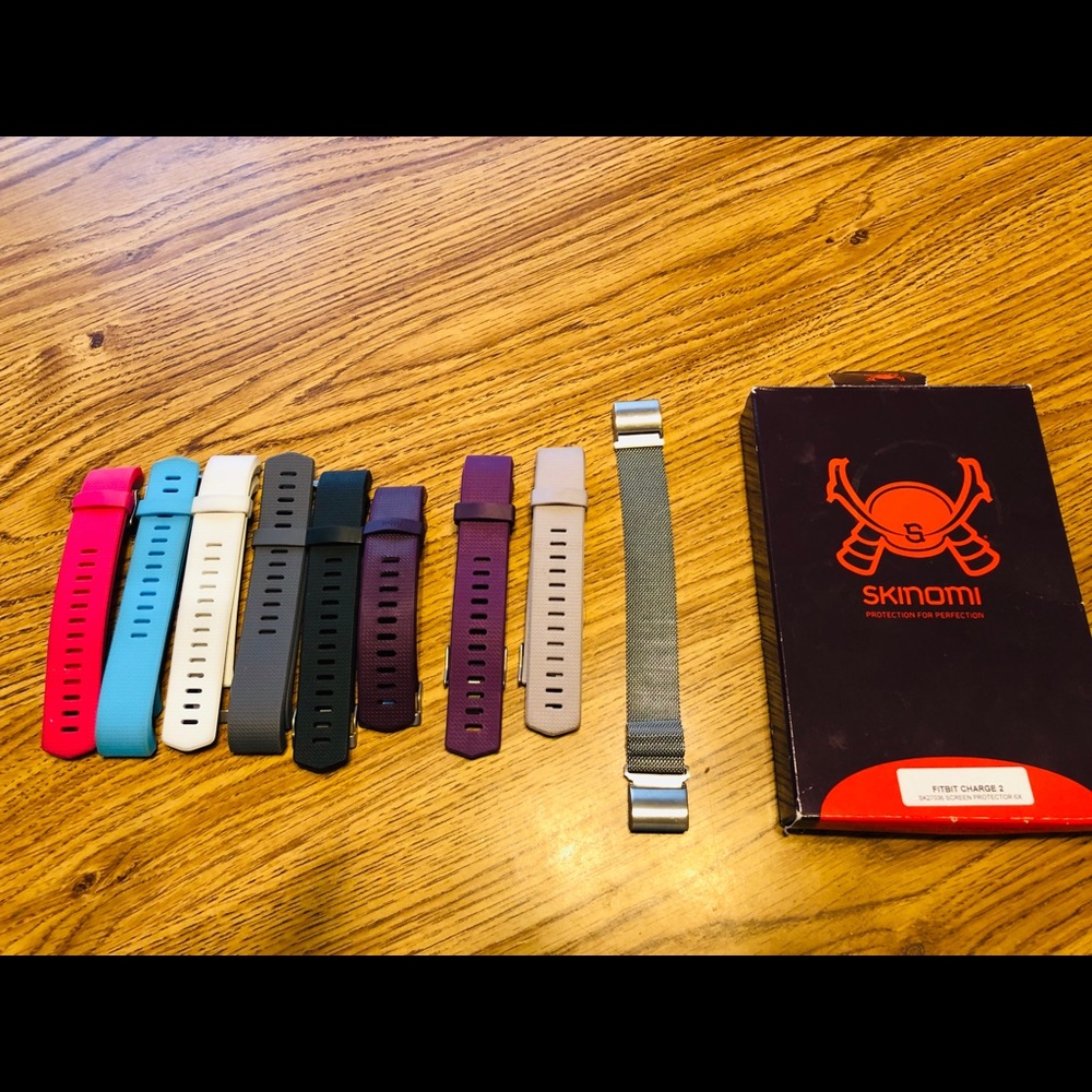 9 Fitbit Charge 2 wristbands & 5 screen protectors